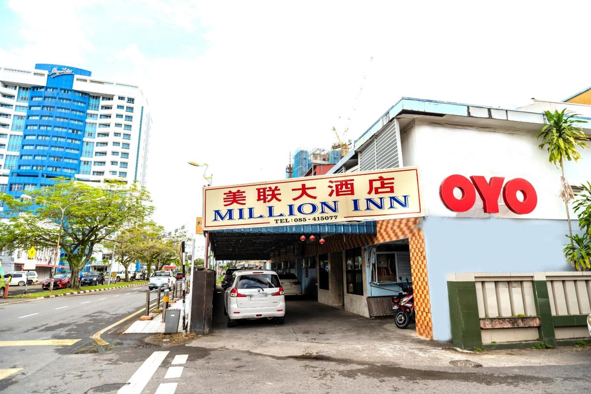 Oyo 90208 Milion Inn Miri Buitenkant foto