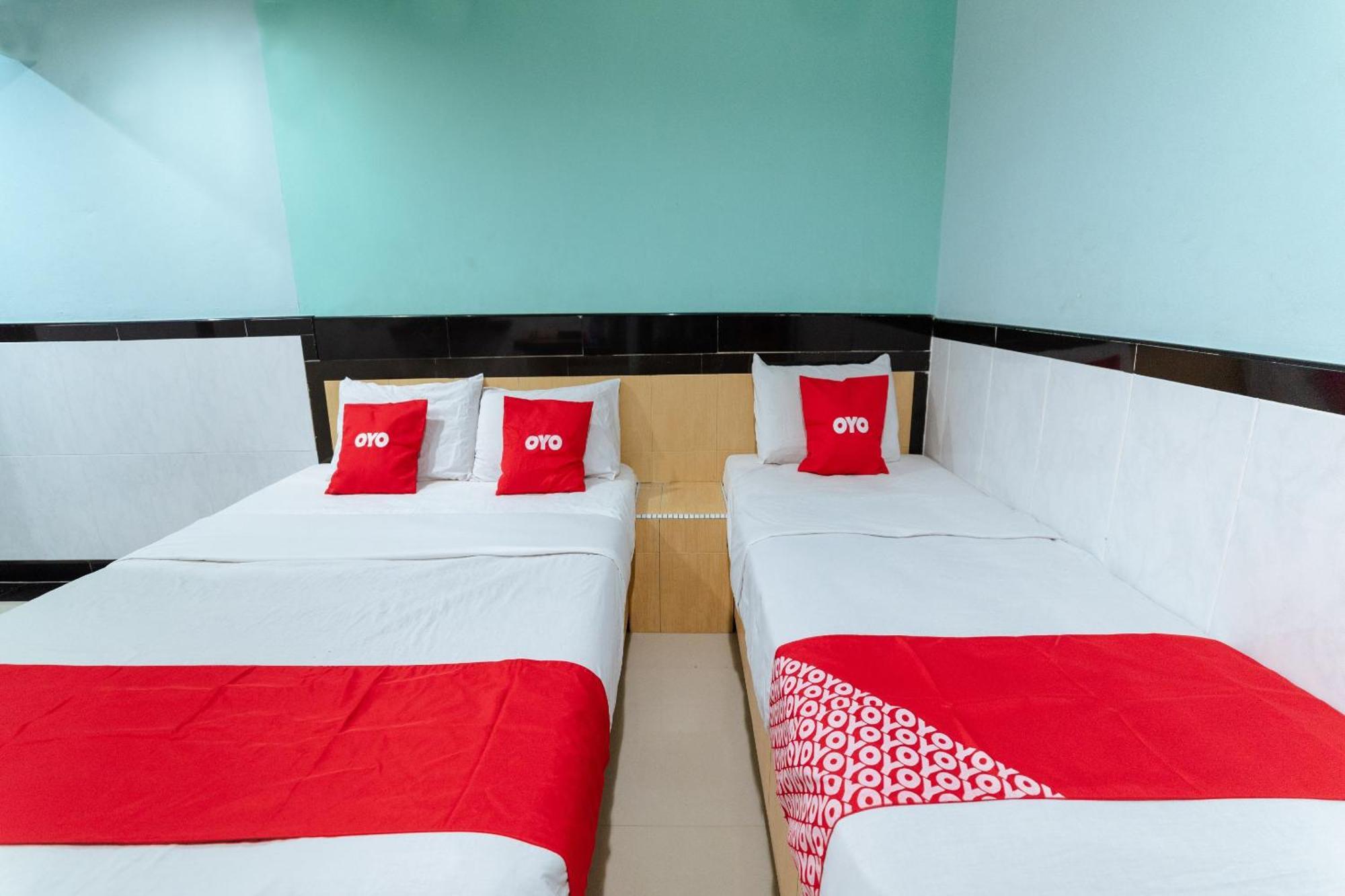 Oyo 90208 Milion Inn Miri Buitenkant foto